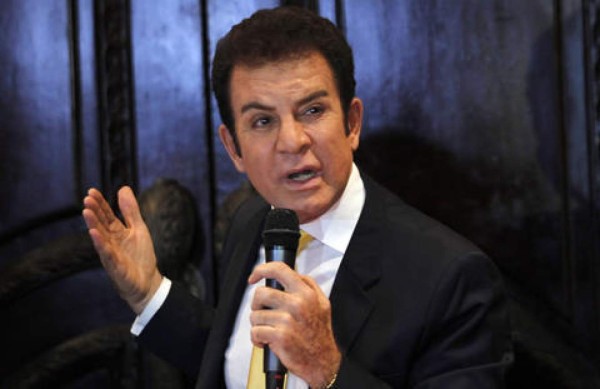 'Callejas ha sido un científico del robo': Nasralla