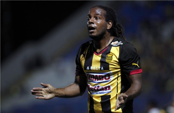 Jafet Soto: 'Víctor Núñez tiene contrato con Real España hasta diciembre'