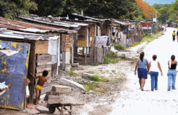 En 110 mil crece número de pobres e indigentes