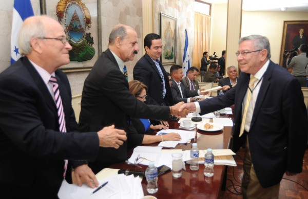 Secretaría del Congreso Nacional recibirá denuncias contra postulantes