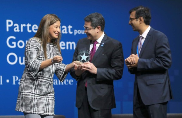Iniciativa CoST premia a Honduras por transparencia