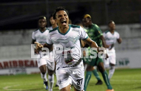 'Rambo' de León acerca al Platense a la final de la Copa Presidente