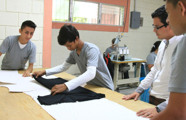 Empresarios del futuro demuestran su talento