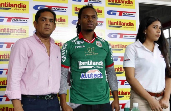 Luis Ramos es presentado en Marathón: 'No estoy viejo, puedo dar mucho'