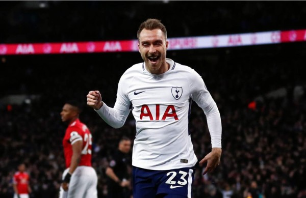 Tottenham vence al Manchester United y deja la Premier League en bandeja al Manchester City