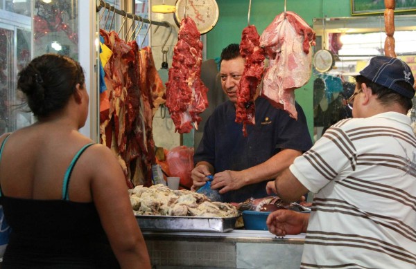 Precio de ganado registra caída