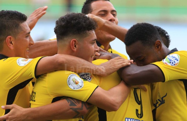 Real España cae frente al Tauro y queda contra las cuerdas en la Liga Concacaf
