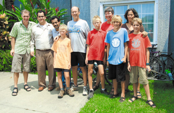 A puro pedal buscan romper récord Guinness