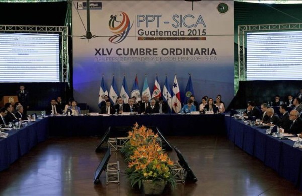 El SICA celebra cumbre con tema central crisis de cubanos en Costa Rica