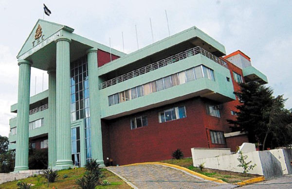 Gobernación, Cancillería y Migración ante TSC