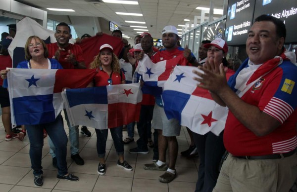 ¡Ojo Honduras! Barras panameñas preparan un infierno en el estadio Rommel Fernández