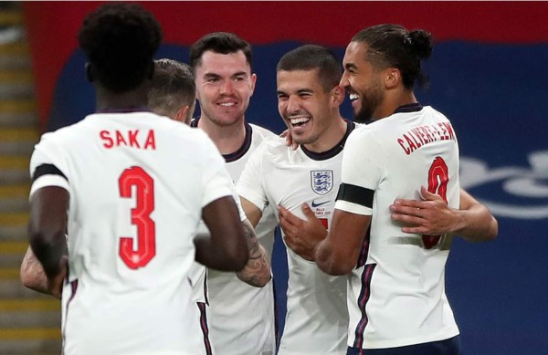 Los suplentes de Inglaterra golearon con comodidad a una Gales sin Gareth Bale