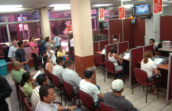 L600 millones de impuestos recaudan en cuatro meses