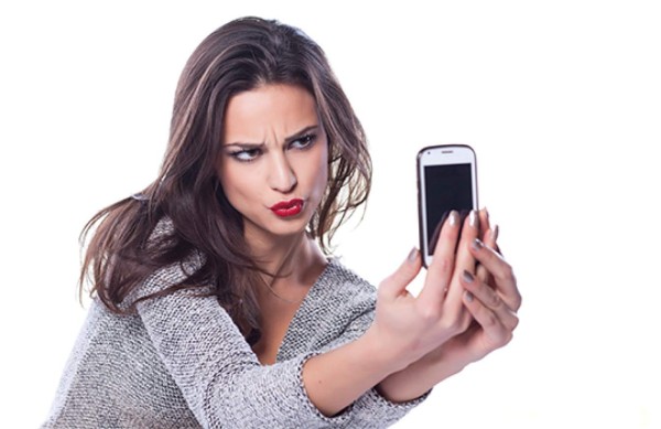 ¿Por qué no nos gusta cómo salimos en las fotos?