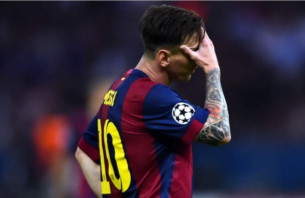 Según Sport, Messi no jugará el clásico en el Bernabéu