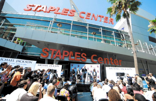 Fanes sí despedirán al 'Rey del pop”