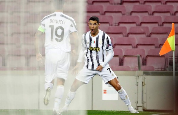 Cristiano Ronaldo celebrando su gol contra el Barcelona en el Camp Nou. Foto EFE