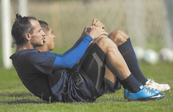 Weber podría perderse el clásico capitalino