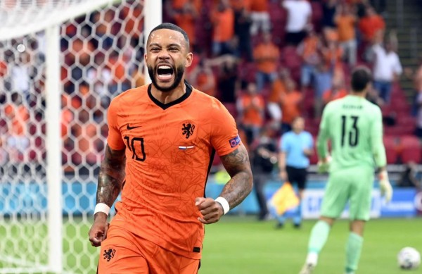 Holanda domina a Austria y se apunta a los octavos de final de la Eurocopa