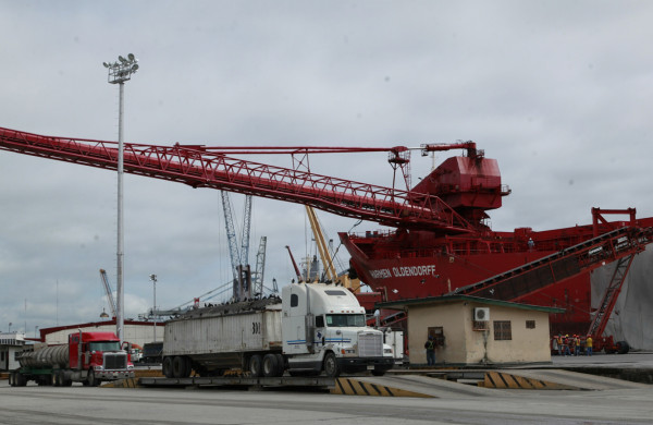 Concesionaria hace nuevo llamado a empleados de Puerto Cortés para conocer ofertas laborales