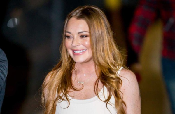 Buscan revocar libertad a Lindsay Lohan