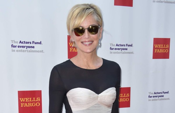 Sharon Stone se siente 'cómoda' en bikini