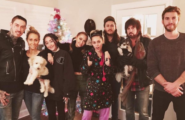 Liam pasa las Navidades con la familia de Miley