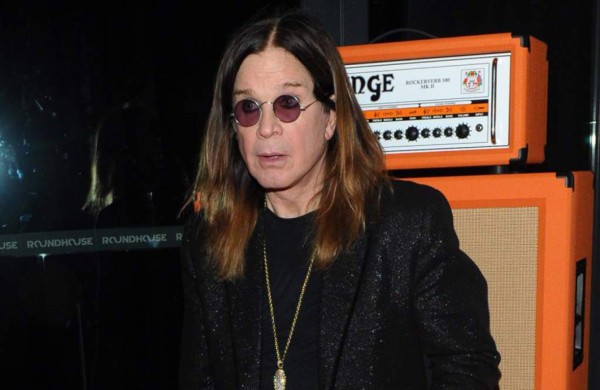 Ozzy Osbourne fue operado de emergencia por una infección