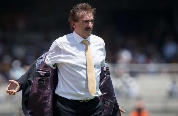 Entrenador Ricardo La Volpe a un paso de la cárcel