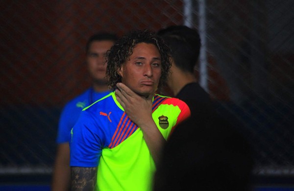 Kevin Hernández pagó 135 mil lempiras por golpe a Nelson Urías