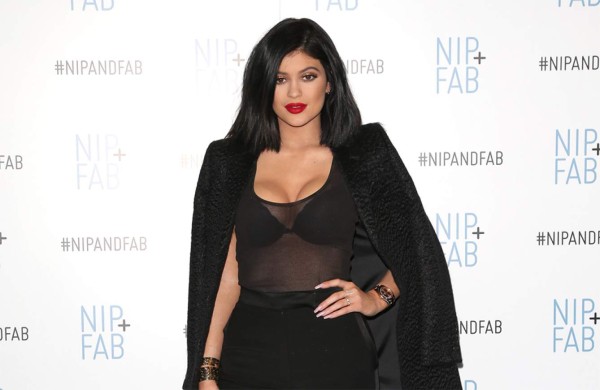 Kylie Jenner pide que no se sumen a #KylieJennerChallenge