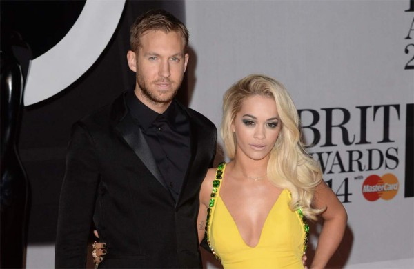 Rita Ora no sabía que Calvin Harris anunciaría su ruptura en Twitter
