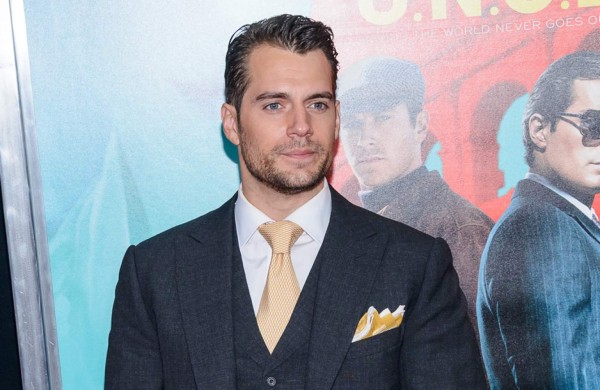 Henry Cavill consideró dejar de actuar para meterse en el ejército