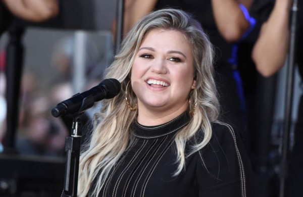 Kelly Clarkson pensó en suicidarse