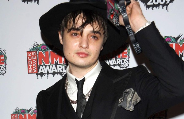 Pete Doherty plantó a los invitados del desfile de Saint Laurent