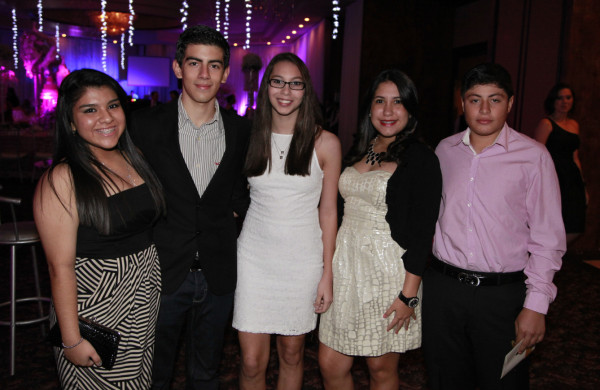 Katherine Chahín cumple quince años