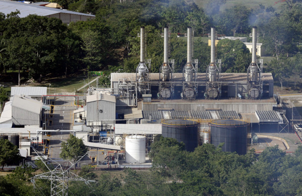 Enee da compás de espera a las térmicas