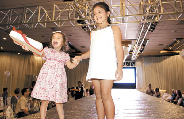 Pasarela infantil: de niños a modelos solidarios