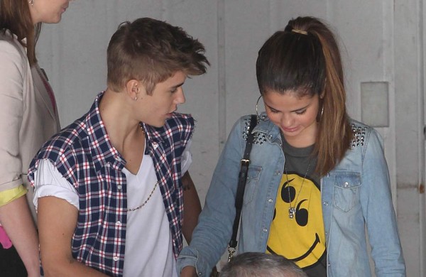 Justin Bieber y Selena Gómez fantasean con ser padres