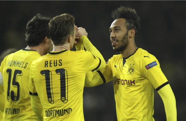 Borussia Dortmund golpea duro al Tottenham