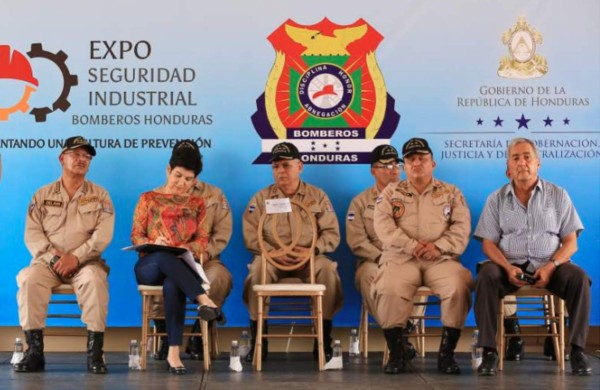 Expertos de Argentina y EEUU estarán en encuentro de bomberos