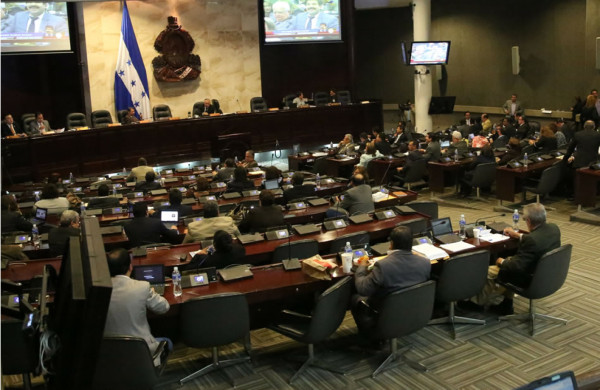 Suspenden de momento Ley de Secretos Oficiales de Honduras
