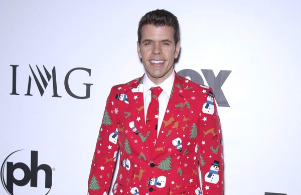 El bloguero Perez Hilton se disculpa públicamente con Britney Spears por sus burlas hacia ella