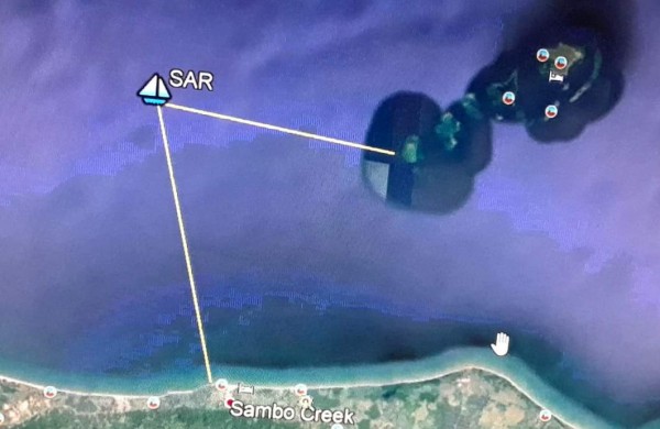 Rescatan a cuatro náufragos españoles en el Caribe de Honduras