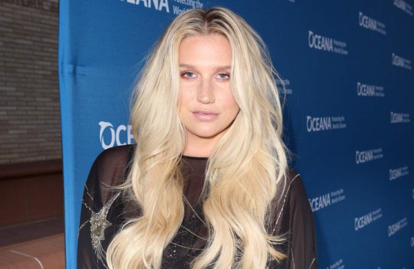 Ke$ha se revela ante Dr. Luke