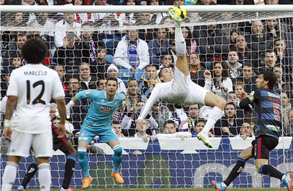 Video: La espectacular chilena que le atajaron a Cristiano Ronaldo