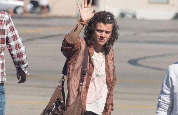 Harry Styles 'rompe' con los representantes de One Direction  