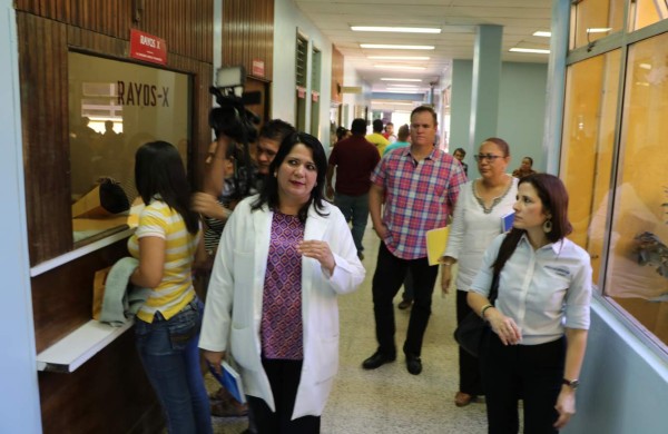 Buscan ampliar atención de especialidades las 24 horas