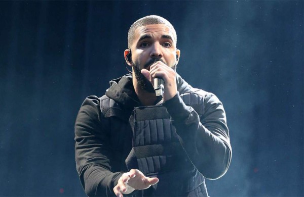 Drake rompe récord en el Top 10 de Billboard