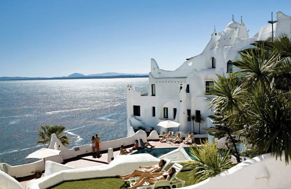 Un atardecer espectacular en Casapueblo, Uruguay